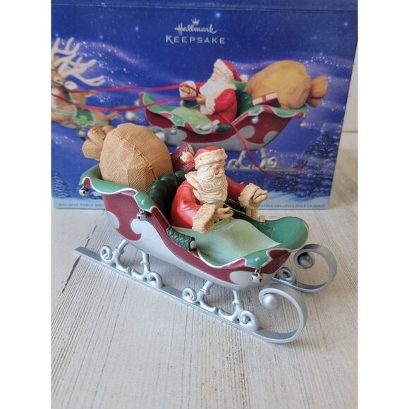 Hallmark Santa's Midnight Ride Dash away all 2005 xmas figure - Picture 1 of 7